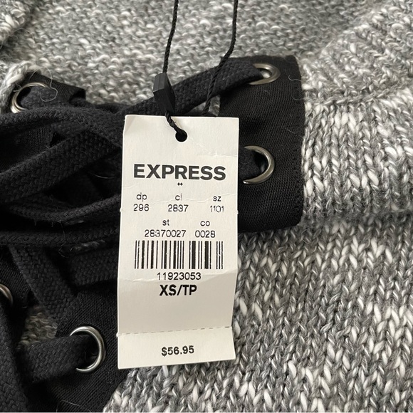 NWT Express Marled Gray Knit Lace Front Sweater - Picture 10 of 11